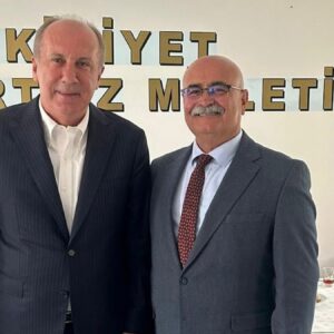 bir belediye daha bugun chpye geciyor MH5h2f5A