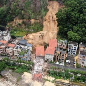 guangzhouda heyelan 7 olu gUpUmcc2