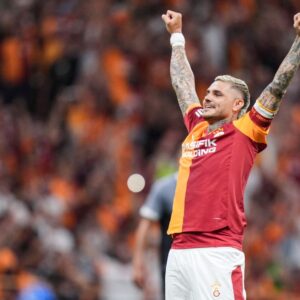 icardi 281 gun sonra golle dondugalatasaray 2de 2 yapti rRdTXzY9