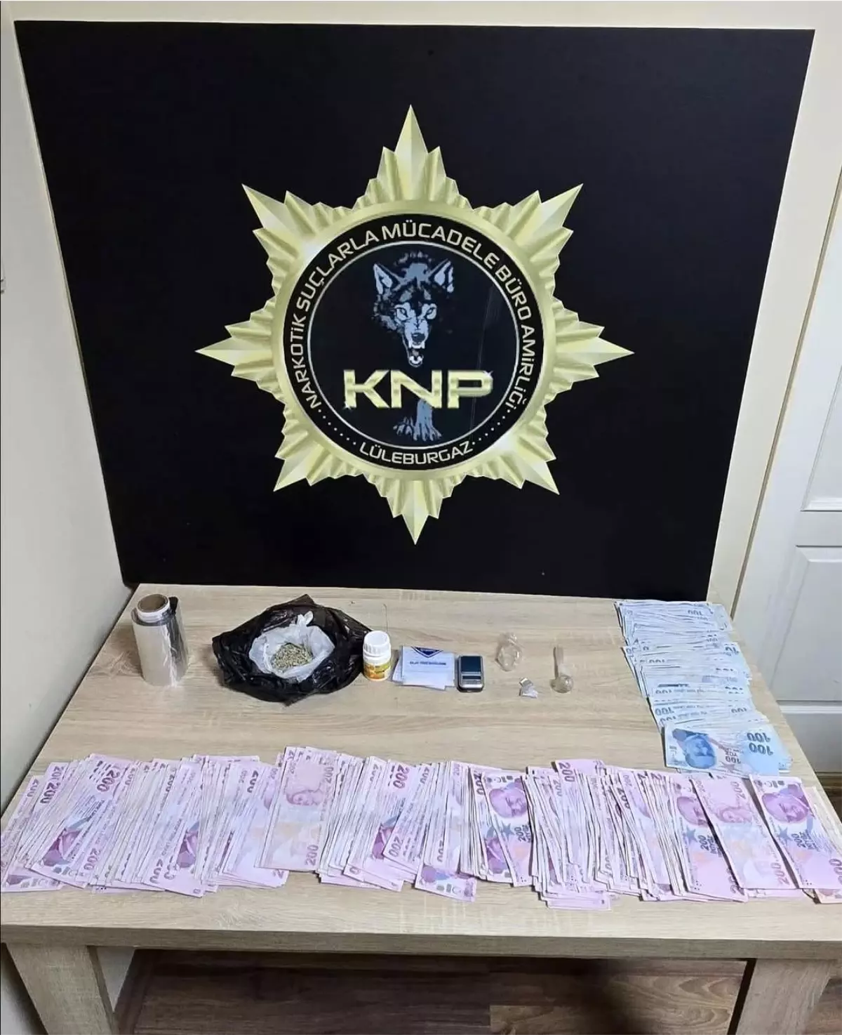 luleburgazda uyusturucu operasyonu 1 tutuklama 17jxLAVO