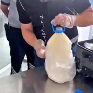 yuksekovada 128 kg metamfetamin ele gecirildi xdbP8saR