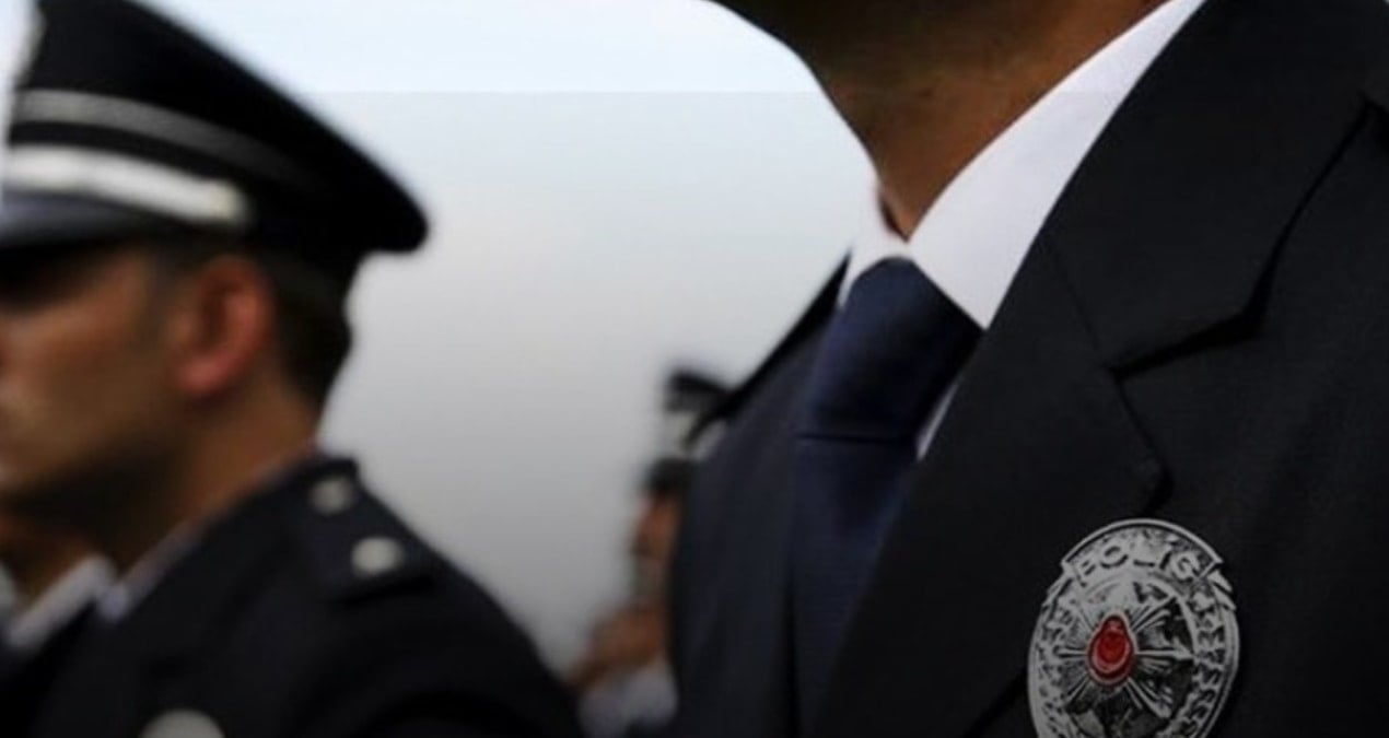 emniyette neler oluyor merkeze alinan polis mudurunden manidar paylasim VGOdDBuT