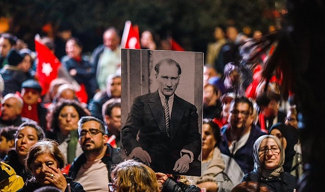 29 ekim cumhuriyet bayrami 102 yilinda burhaniyede ilk gunku cosku ile kutlanacak 4Y1Z6Eii.jpg