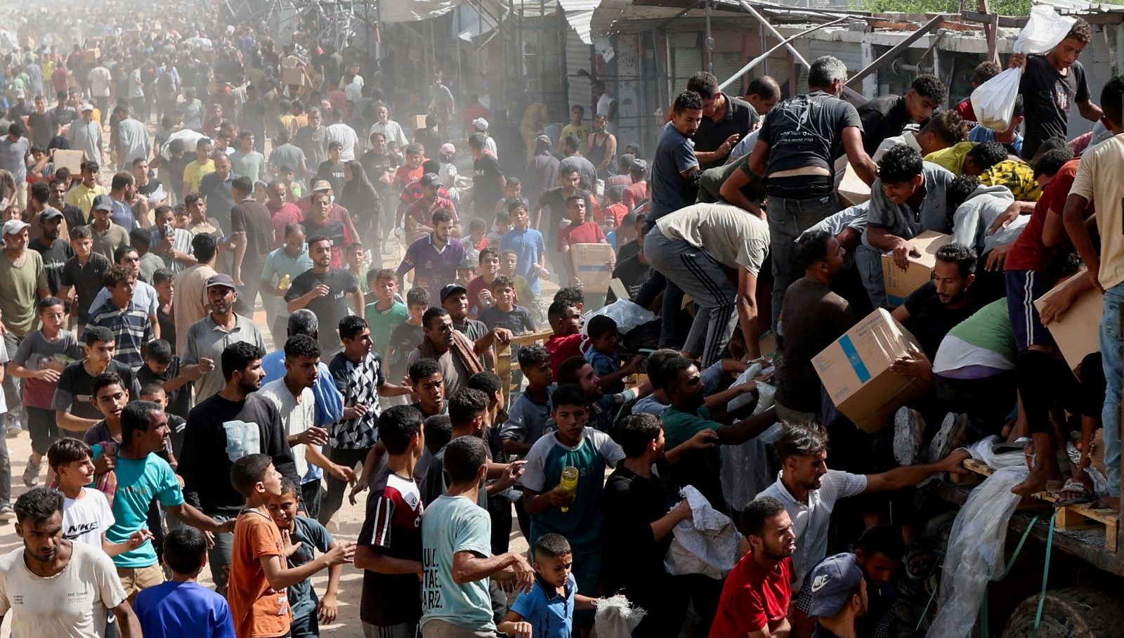 ateskes sonrasi yardim tirlari gazzeye ulasti mi 13Vffcn9.jpg