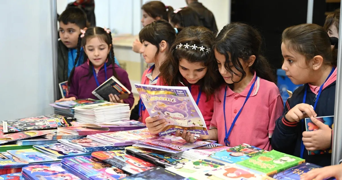 konyada kitapla bulusma suruyor L1BOG6zg.webp