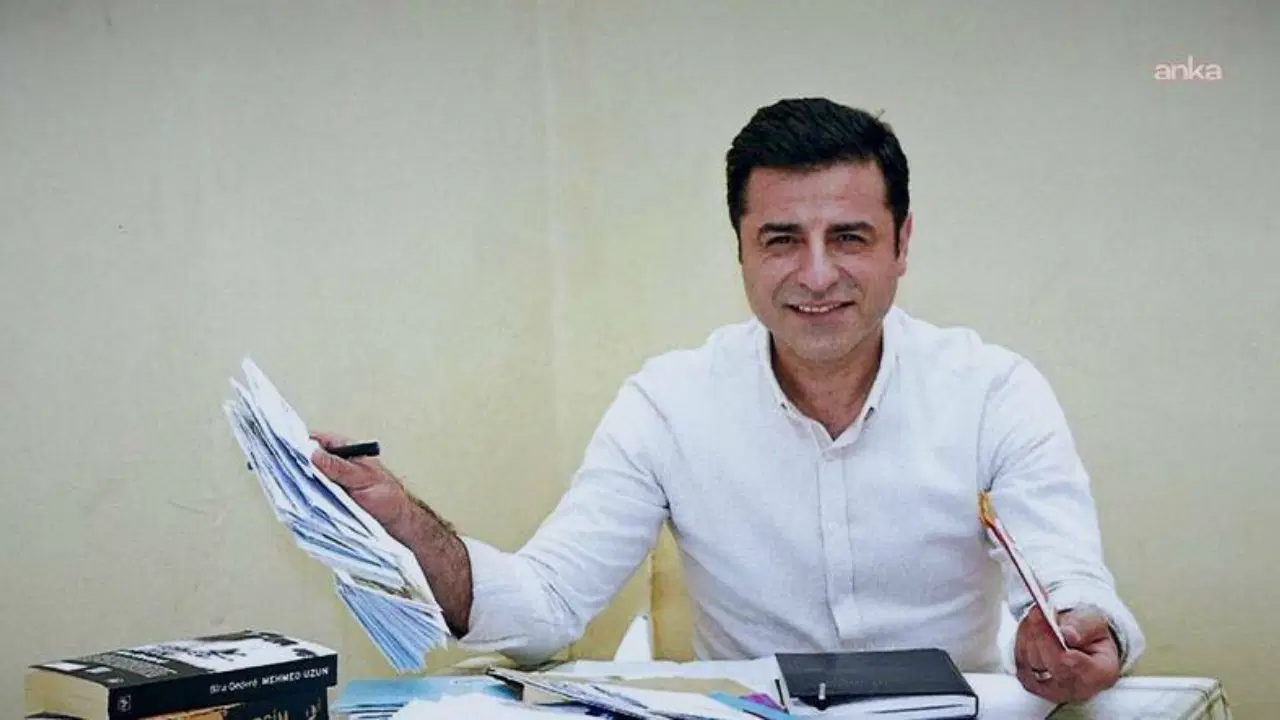 sosyalistlerden demirtas karari icin ortak cagri siyasi iktidar ihlal kararlarina direnmekten vazgecmeli SWaEKl5Y.jpg