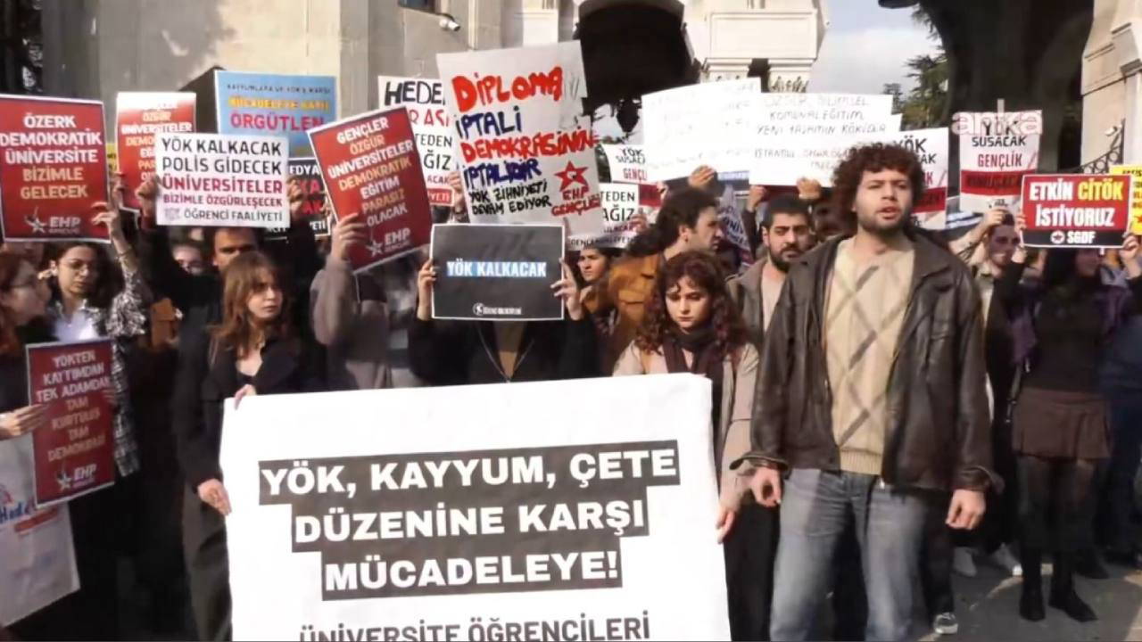 universite ogrencilerinden beyazit meydaninda yok protestosu 4qu9WjF5.jpg