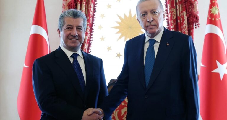 dolmabahcedeki-surpriz-gorusmeye-saraydan-aciklama-ZzptlAmi
