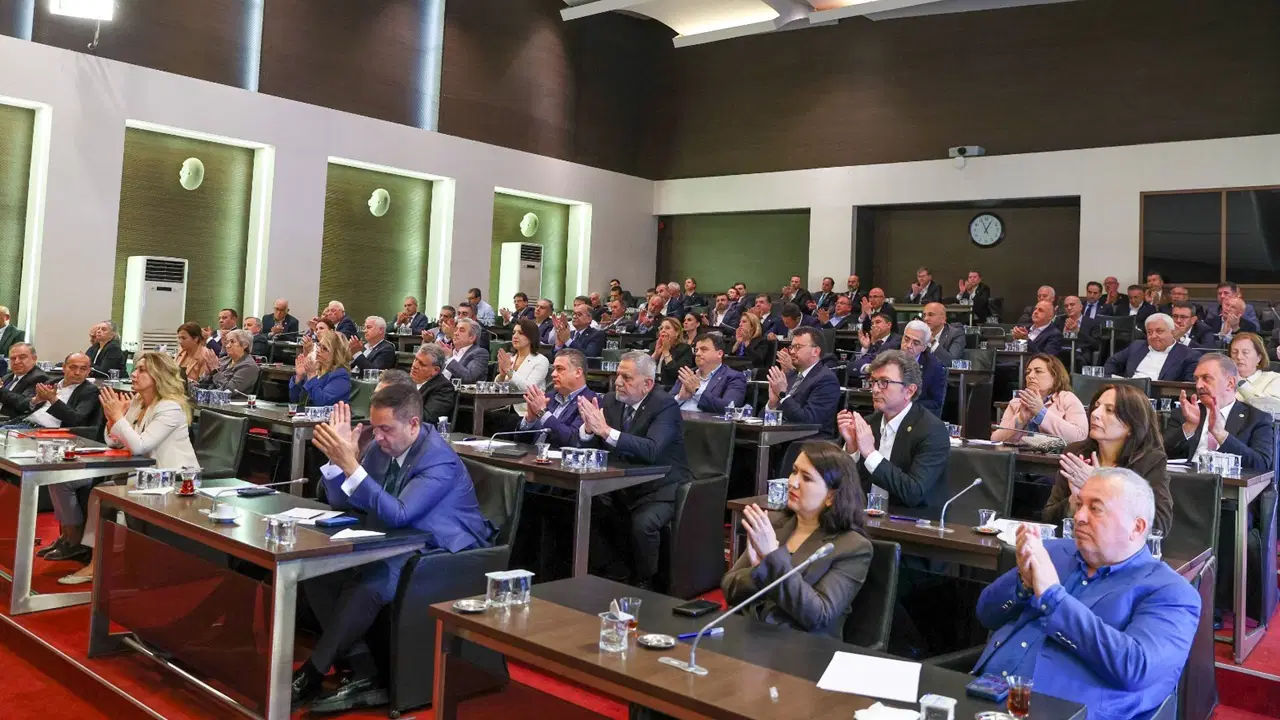 Yeni partinin kurucular kurulu icin 90in ustunde chpli milletvekili imza verdi ne zaman istifa ZH8nr4tY